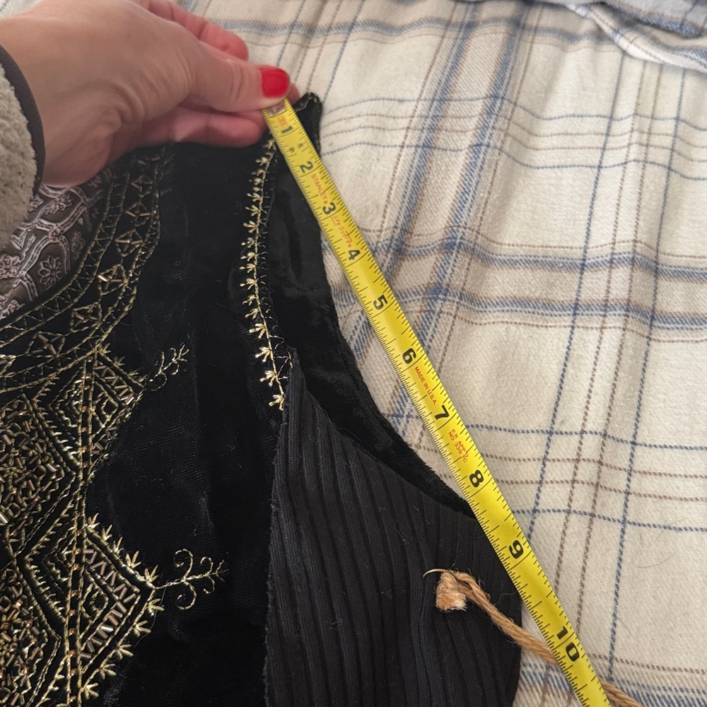 Buckle Black and Gold Velvet Embroidered Vest - Picture 8 of 9